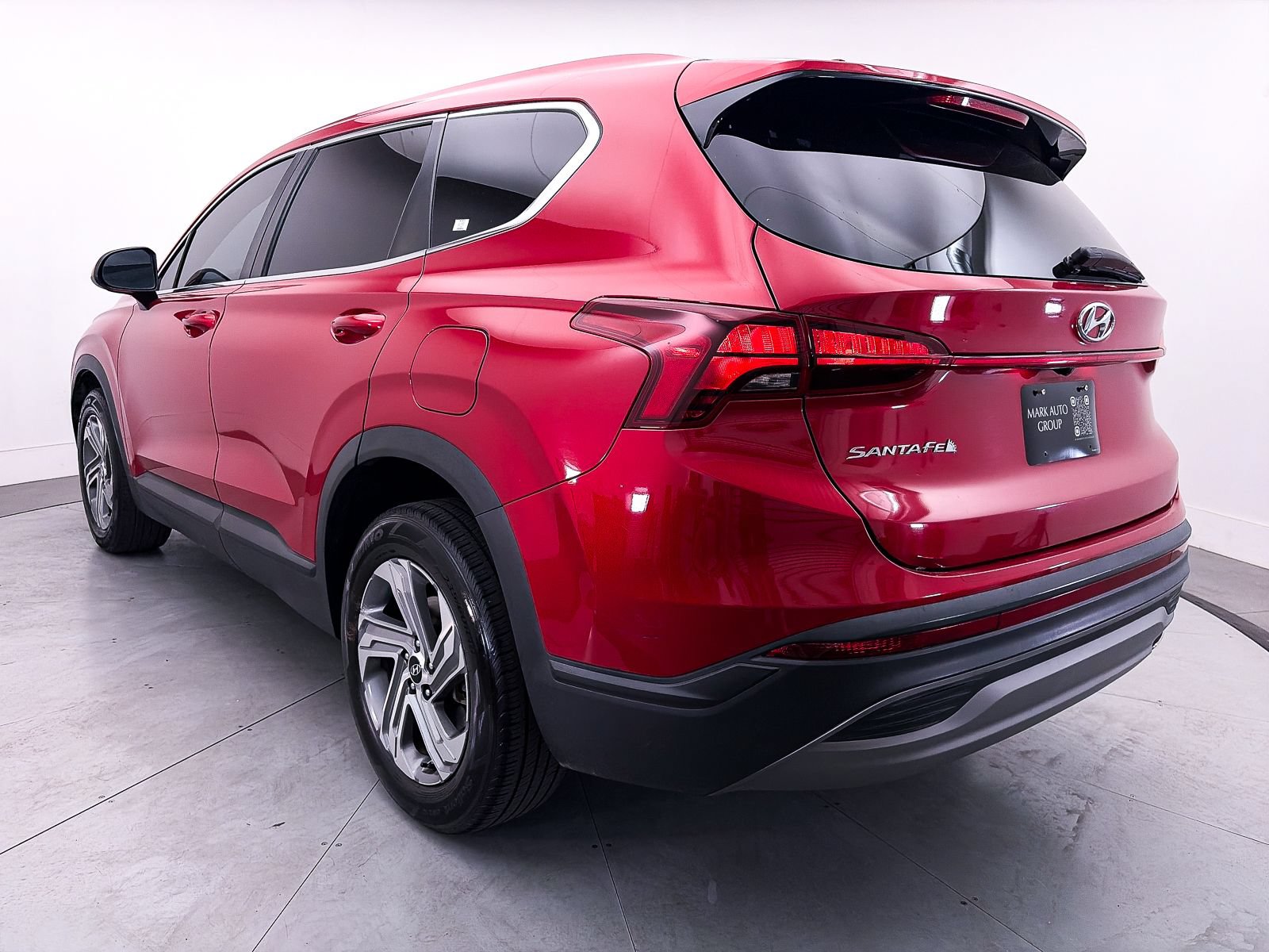 Used 2021 Hyundai Santa Fe SE FWD image 7
