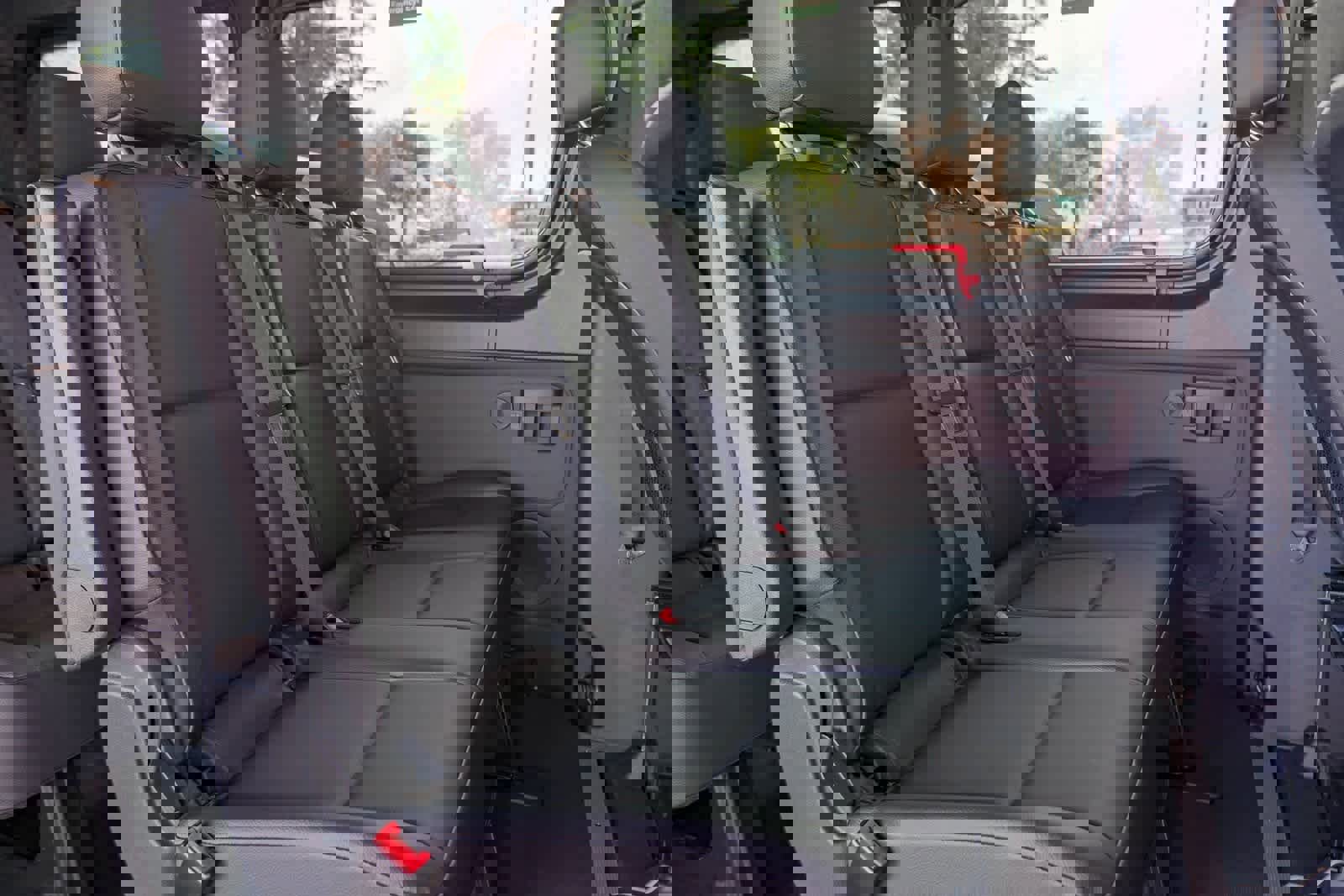 Used 2024 Mercedes-Benz Sprinter 2500 image 19