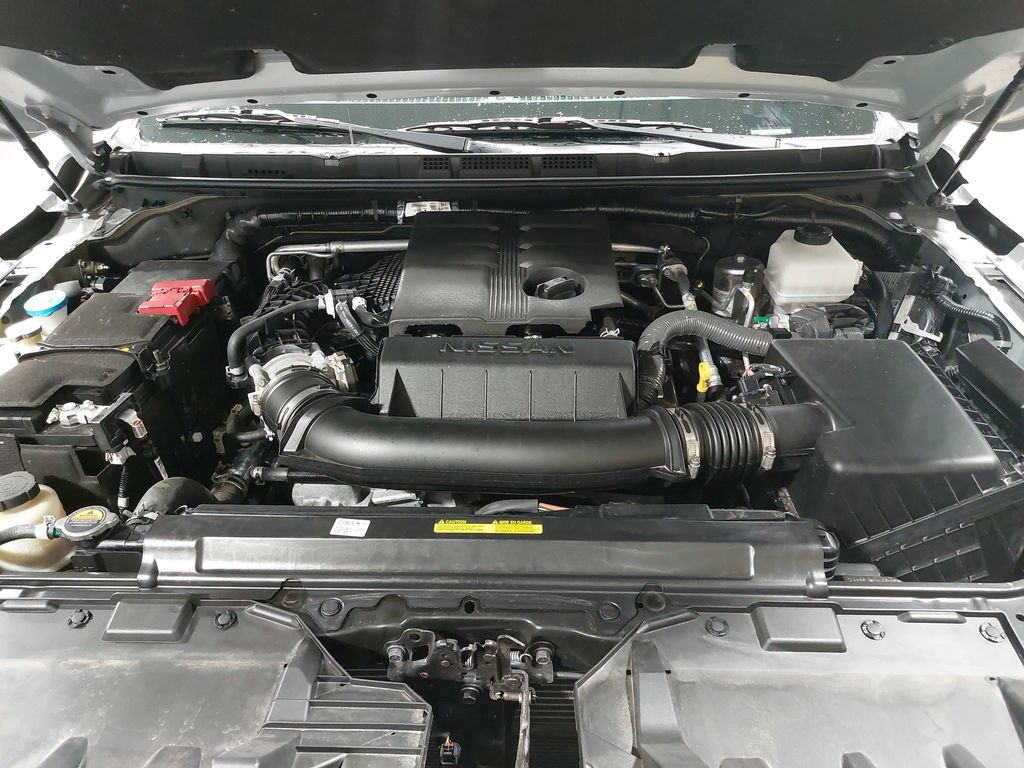 Certified 2025 Nissan Frontier PRO-4X w/ Pro Convenience Package image 29