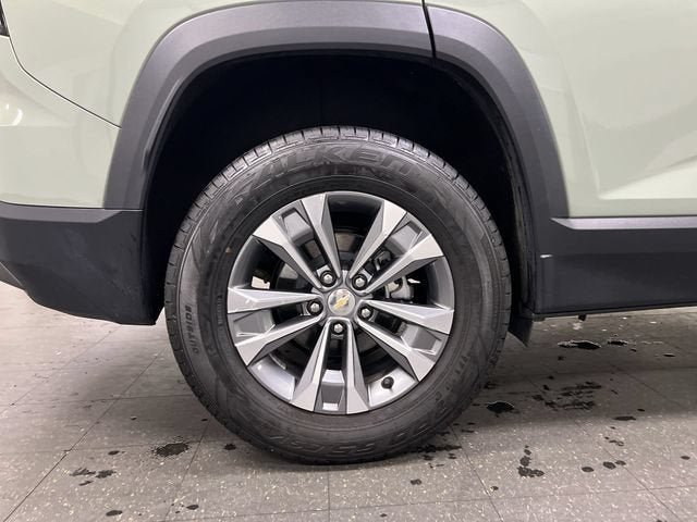 Certified 2026 Chevrolet Equinox LT w/ Convenience Package II FWD image 33