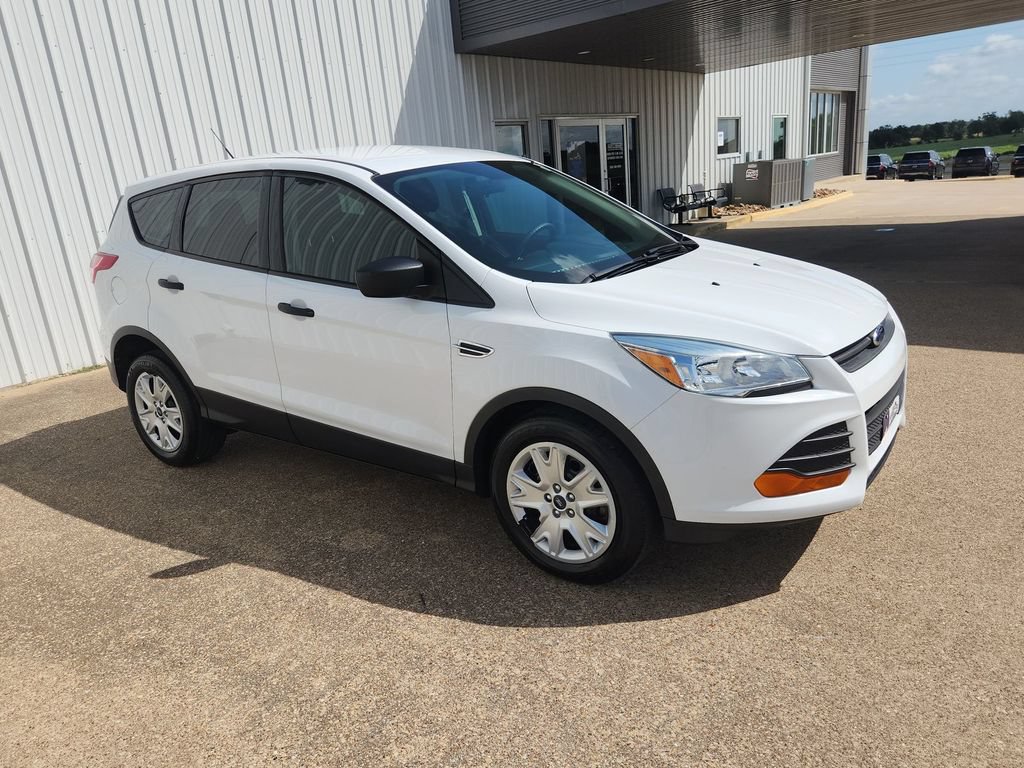 Used 2016 Ford Escape S FWD image 2