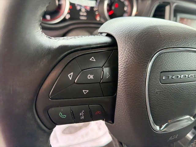 Used 2017 Dodge Challenger SXT image 12