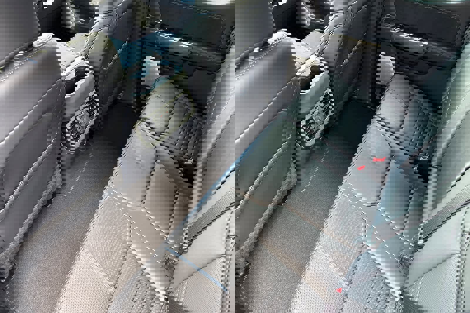 New 2026 Ford F250 Platinum image 4