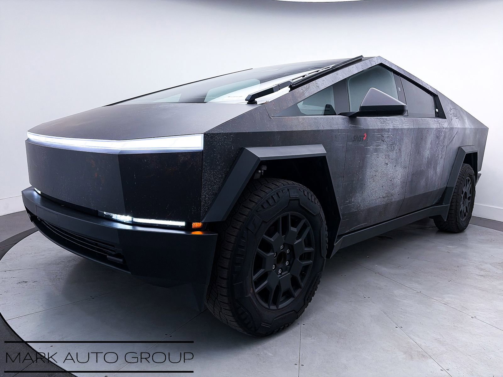 Used 2024 Tesla Cybertruck Cyberbeast image 11