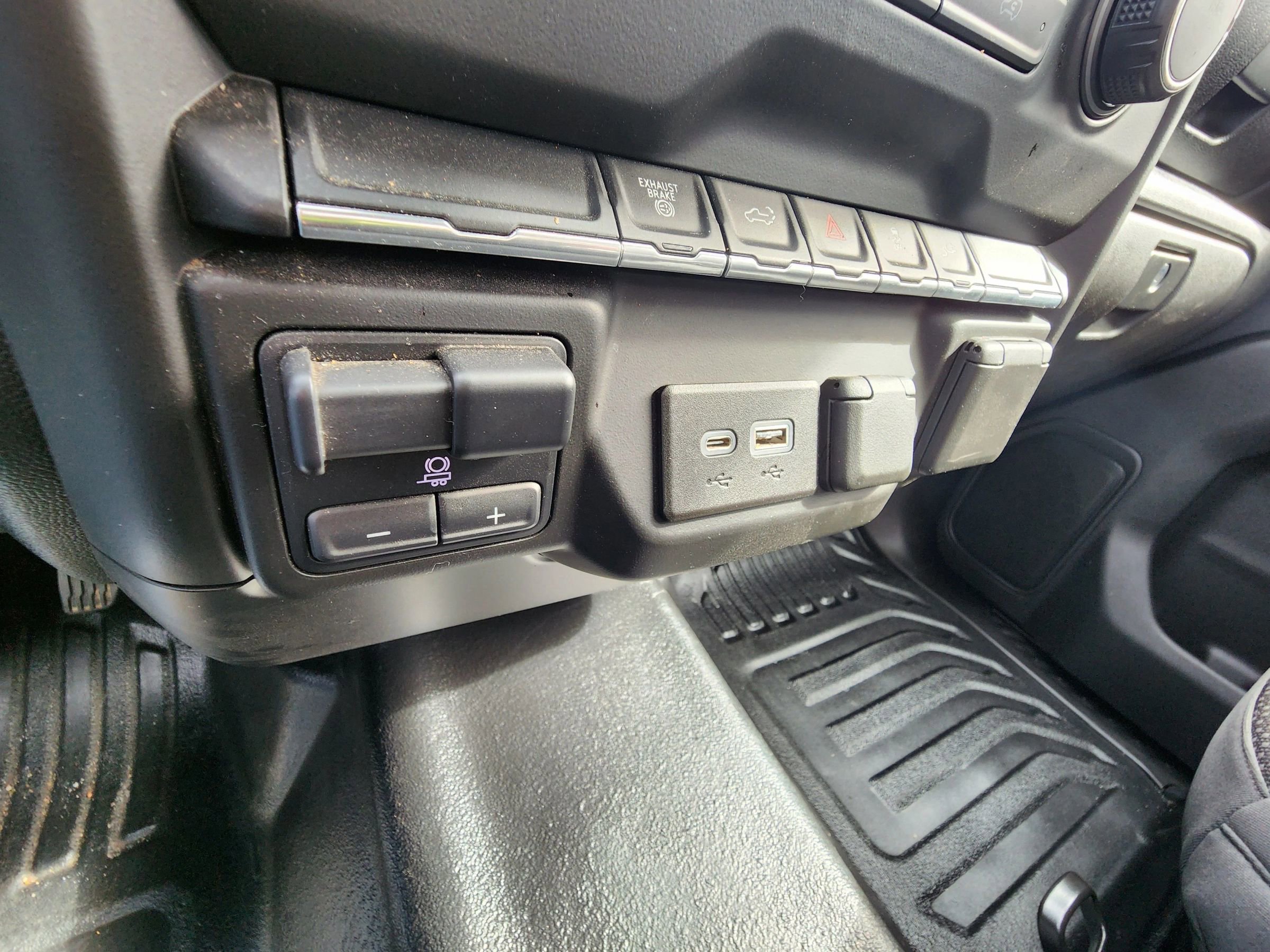 Used 2021 Chevrolet Silverado 3500 W/T w/ WT Convenience Package AWD/4WD image 35