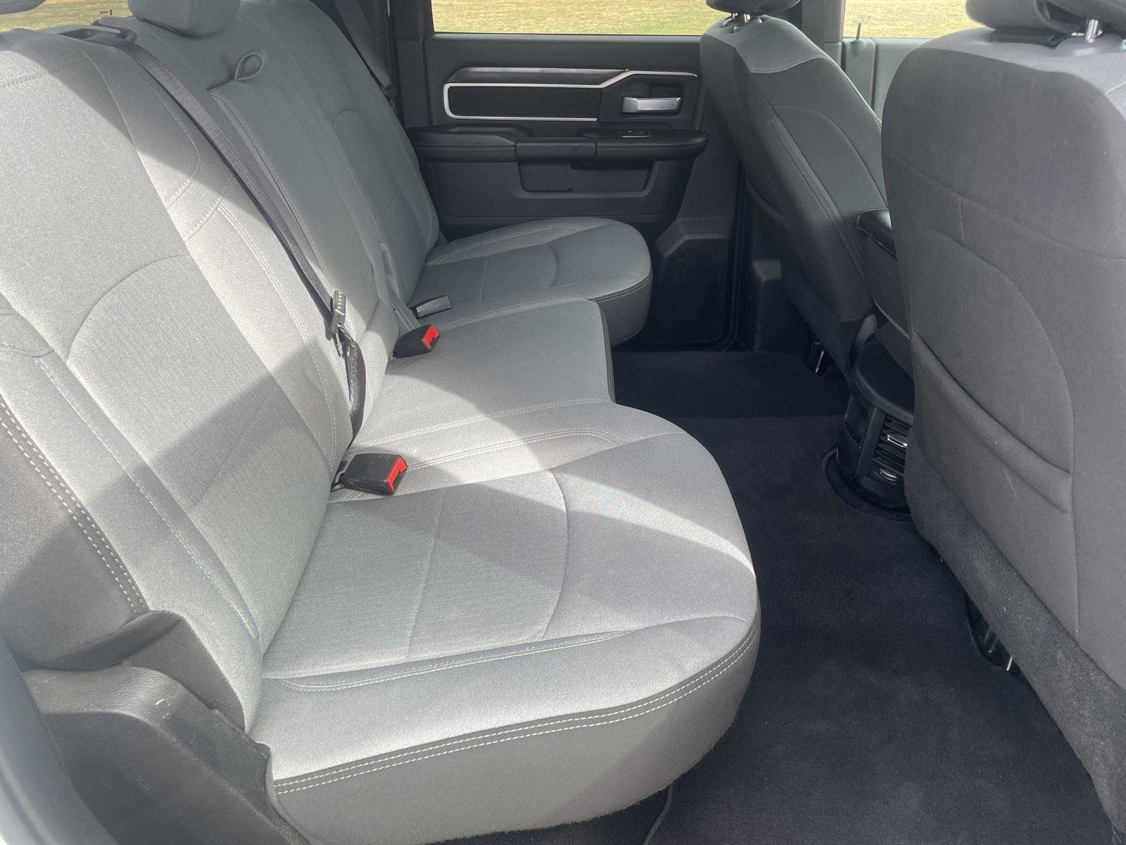 Used 2024 RAM 3500 Big Horn image 26