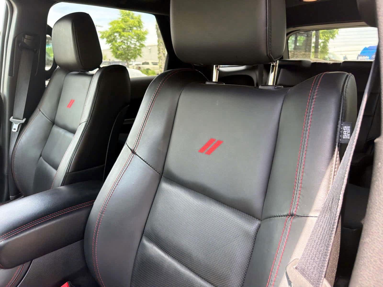 Used 2025 Dodge Durango R/T w/ Blacktop Package AWD/4WD image 9
