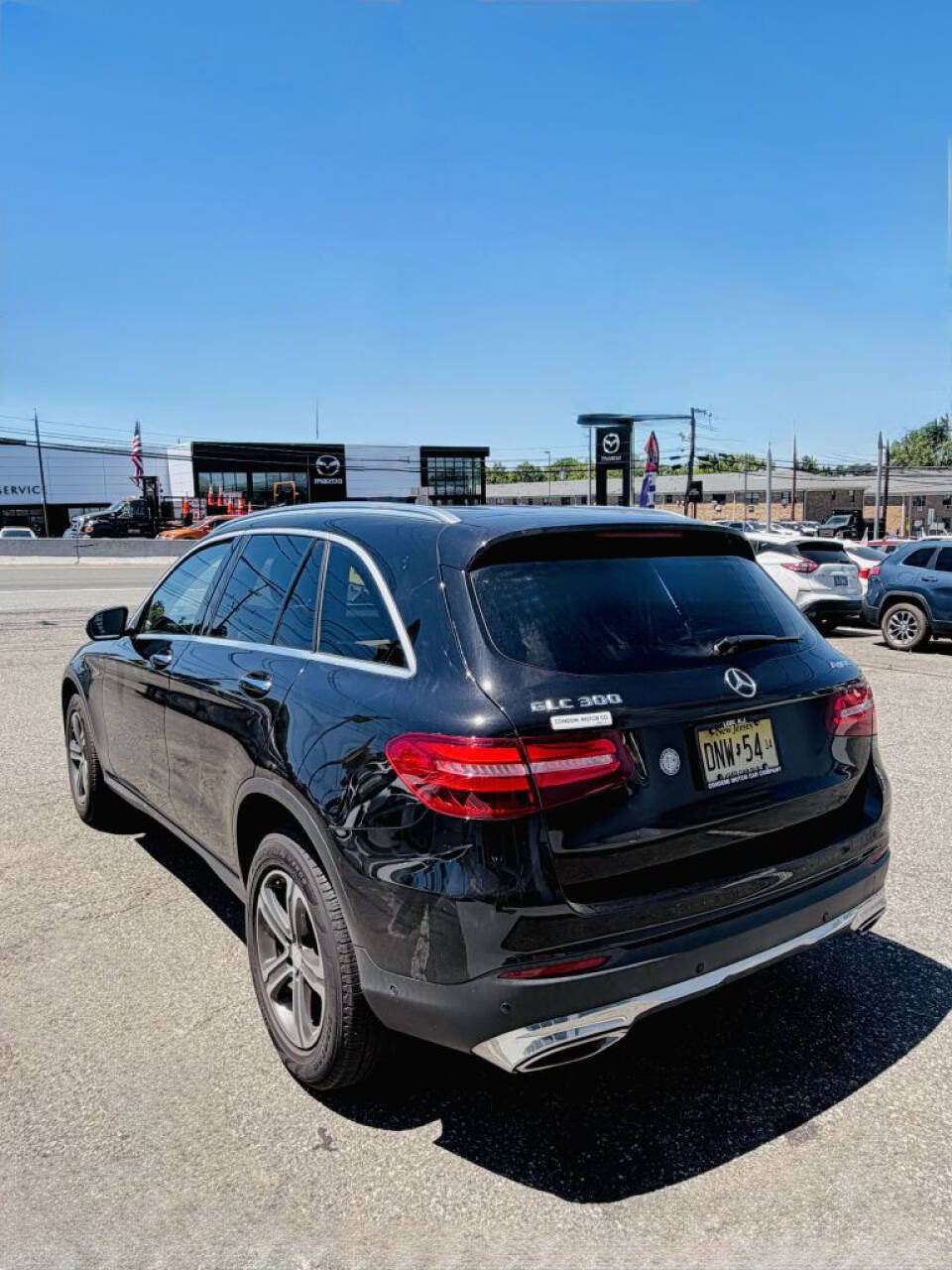 Used 2016 Mercedes-Benz GLC 300 4MATIC w/ Driver Assistance Package image 9