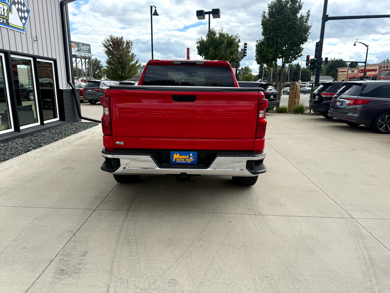 Used 2021 Chevrolet Silverado 1500 LT image 5