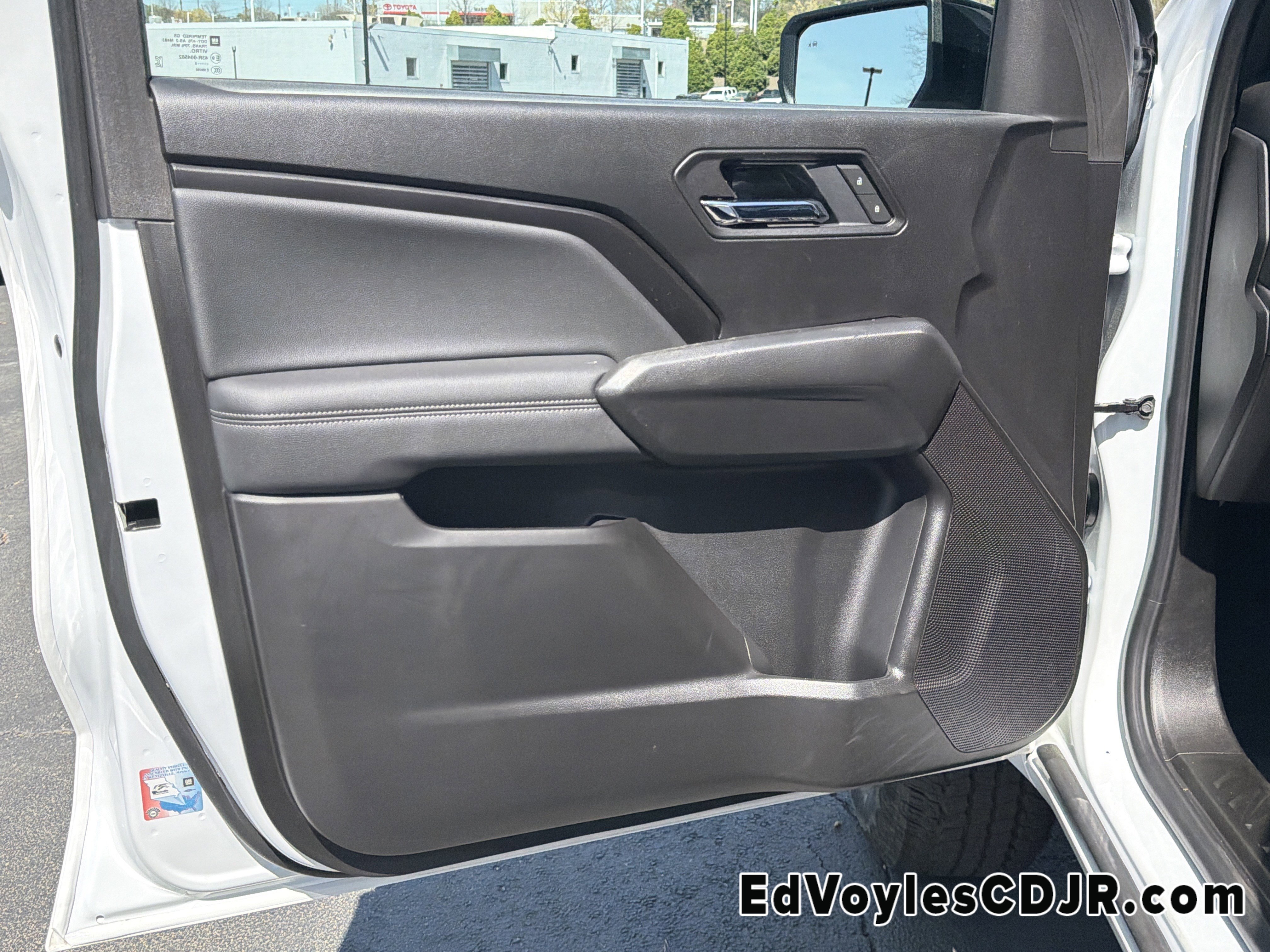 Used 2025 GMC Canyon Elevation image 12