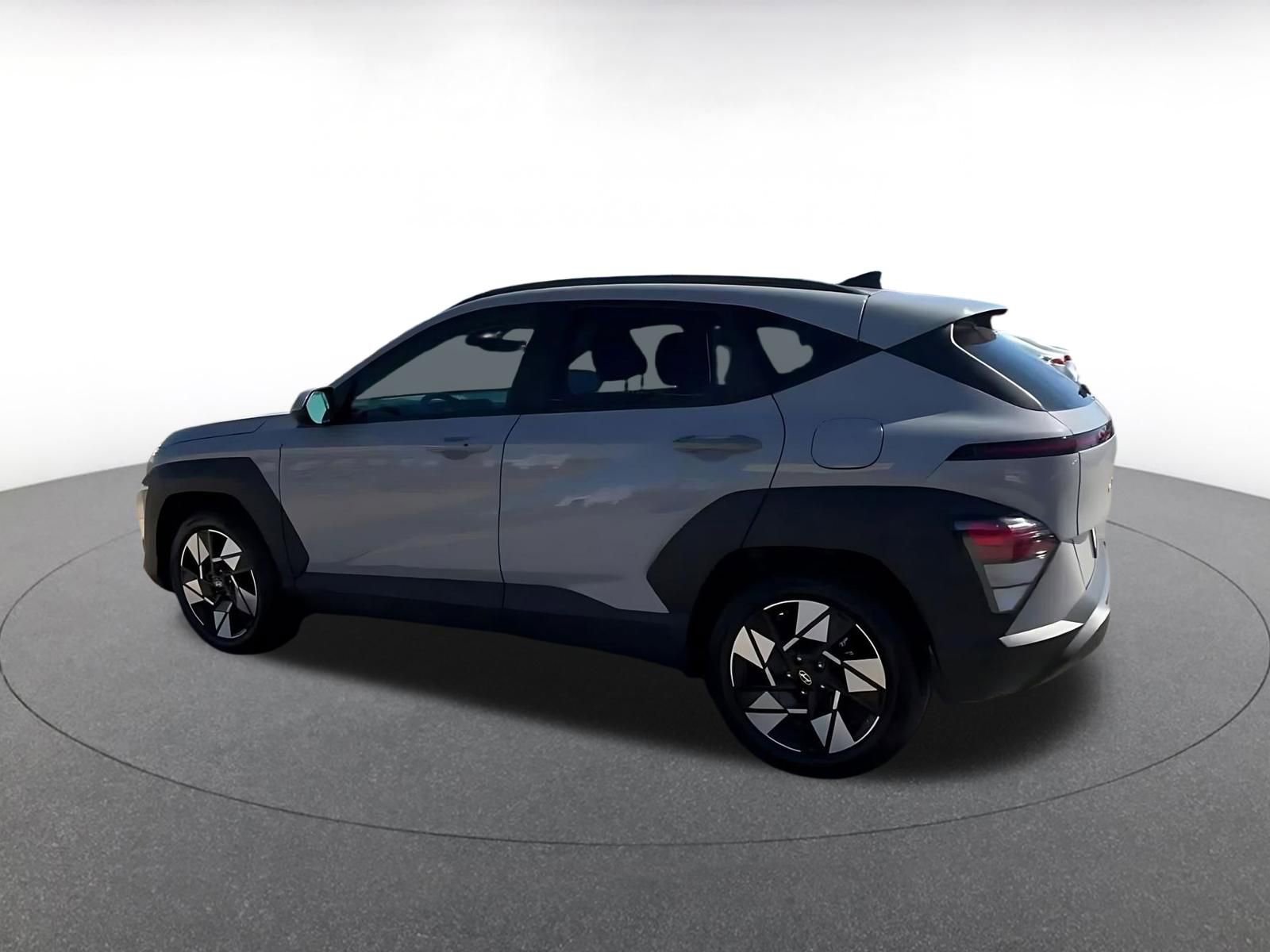 Used 2025 Hyundai Kona SEL image 10