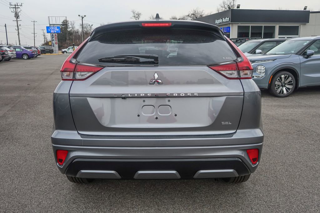 New 2026 Mitsubishi Eclipse Cross SEL AWD/4WD image 11