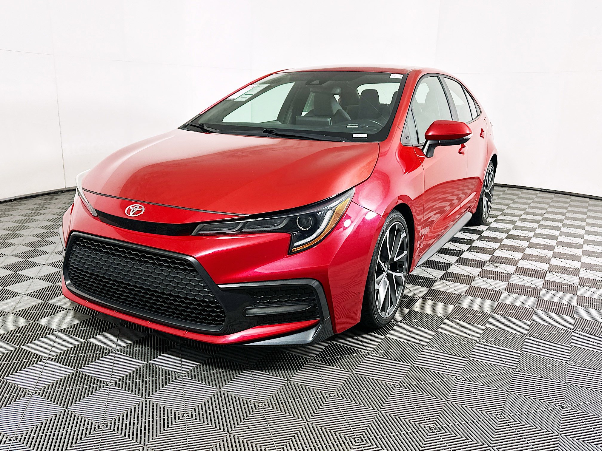 Used 2021 Toyota Corolla SE FWD image 7