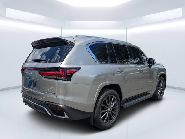 Used 2024 Lexus LX 600 F Sport AWD/4WD image 3