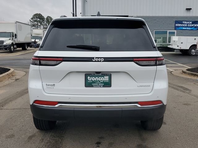 Certified 2025 Jeep Grand Cherokee Laredo X w/ Luxury Tech Group I image 7