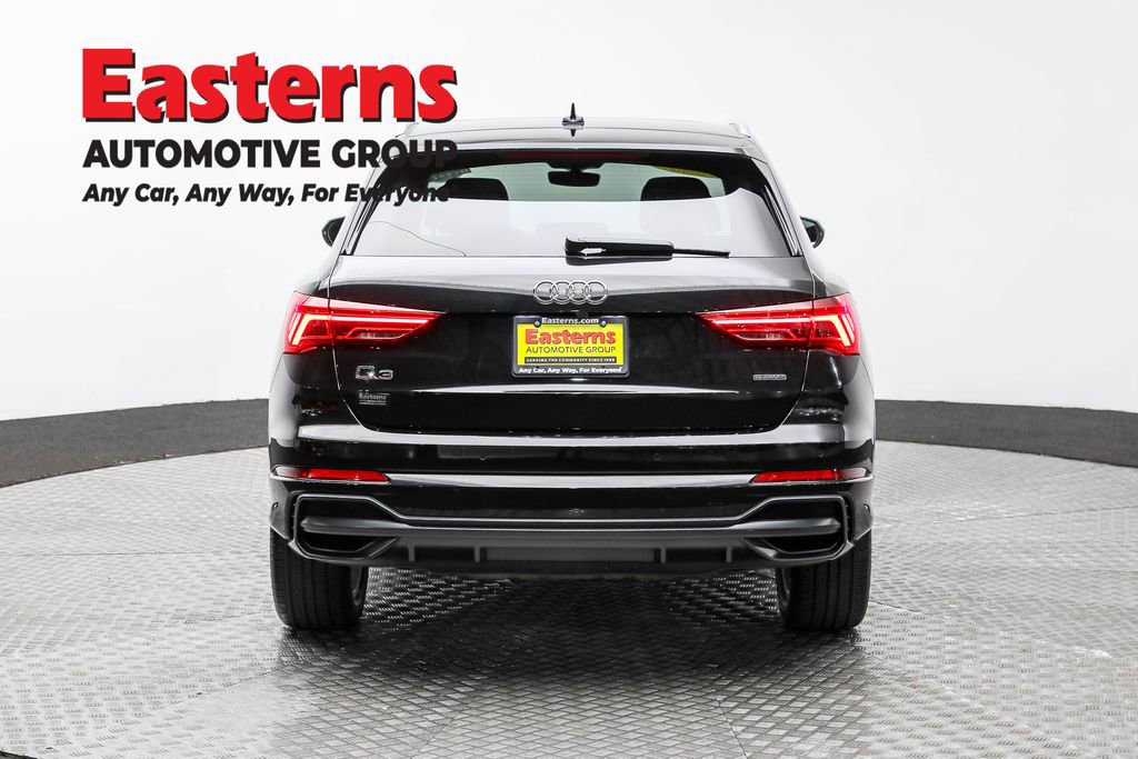 Used 2022 Audi Q3 2.0T Premium w/ Convenience Package image 6