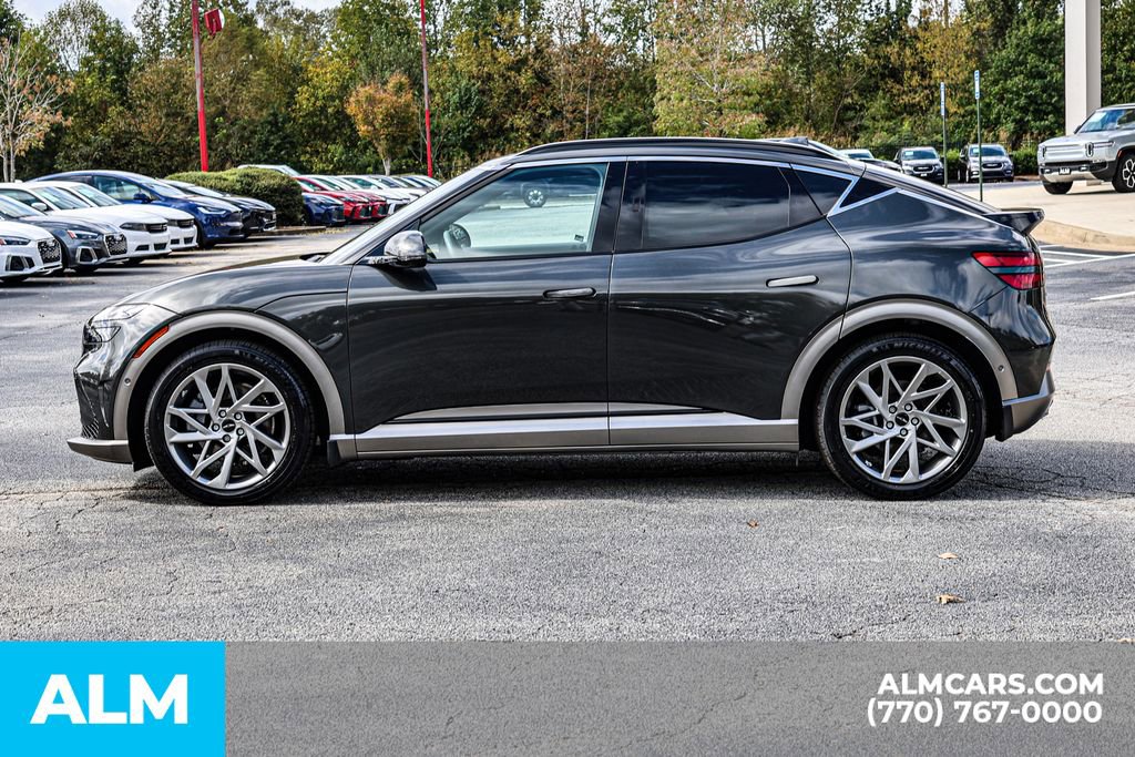 Used 2025 Genesis GV60 Advanced AWD/4WD image 9