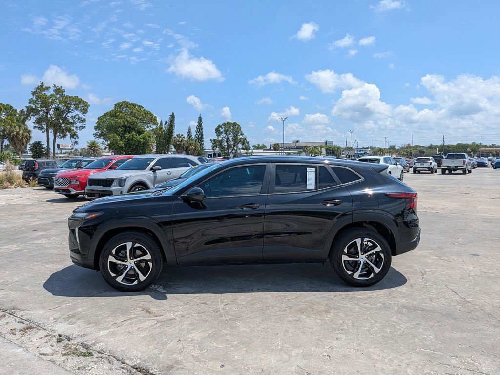 Used 2024 Chevrolet Trax RS FWD image 5