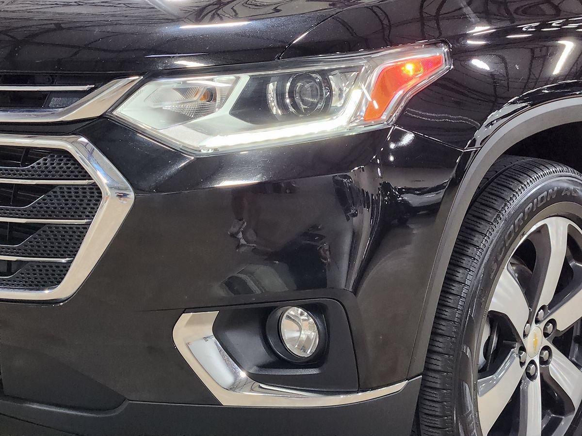 Used 2019 Chevrolet Traverse LT w/ LT Premium Package AWD/4WD image 14