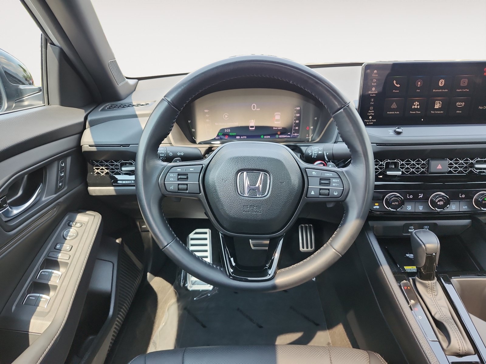 Used 2025 Honda Accord Sport image 13