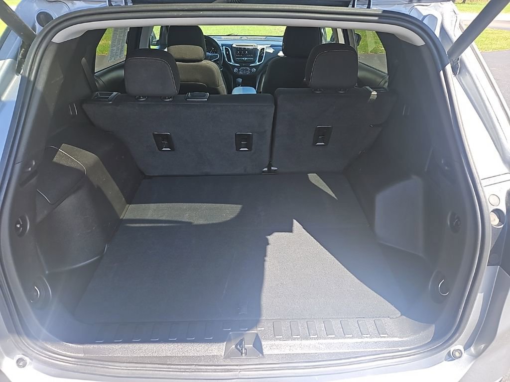 Used 2023 Chevrolet Equinox LT FWD image 27