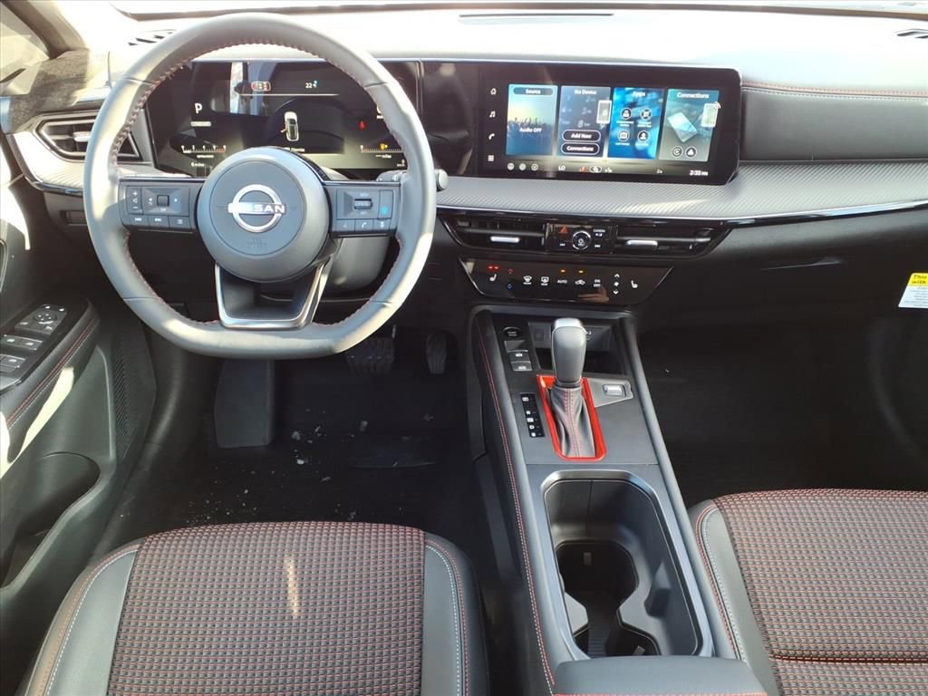 New 2026 Nissan Kicks SR w/ Cold Weather Package image 10