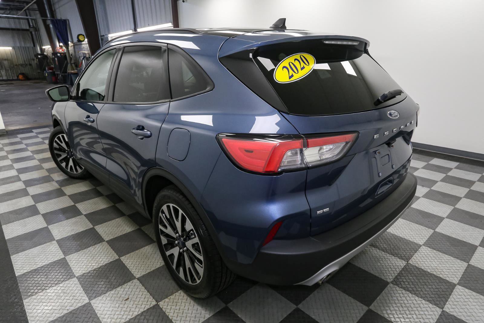 Used 2020 Ford Escape SE Sport AWD/4WD image 9
