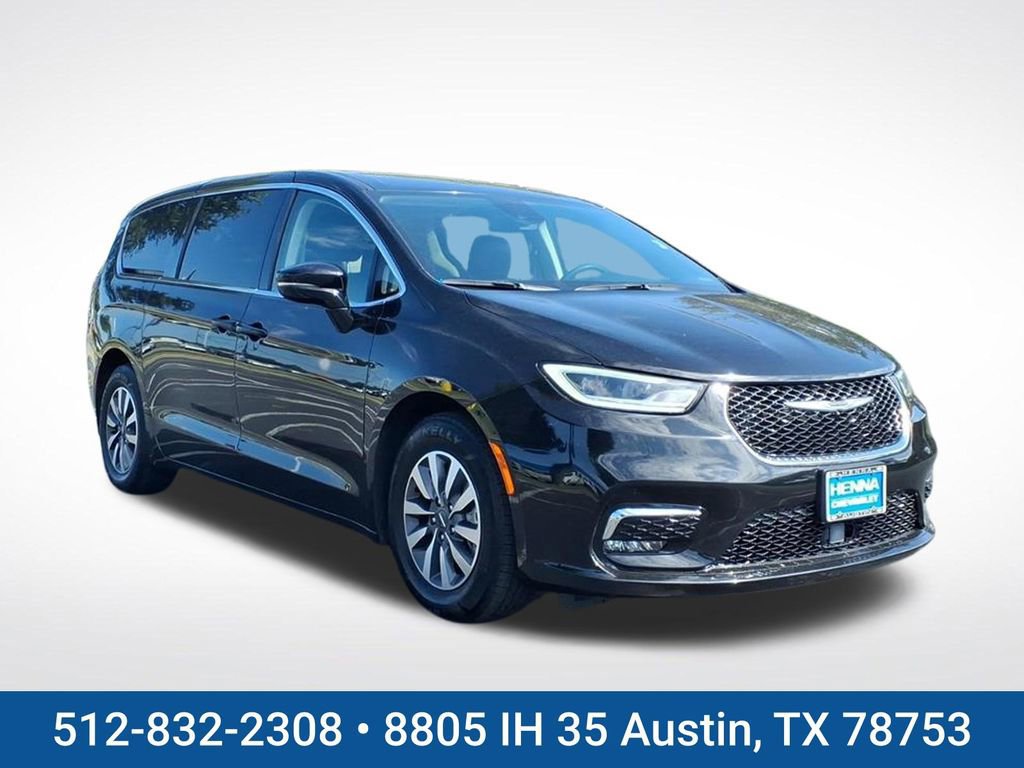 Used 2024 Chrysler Pacifica Limited FWD image 1
