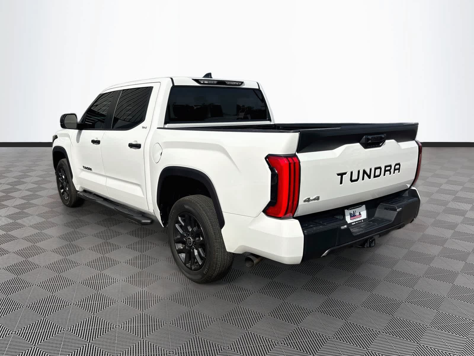 Used 2024 Toyota Tundra SR5 AWD/4WD image 7