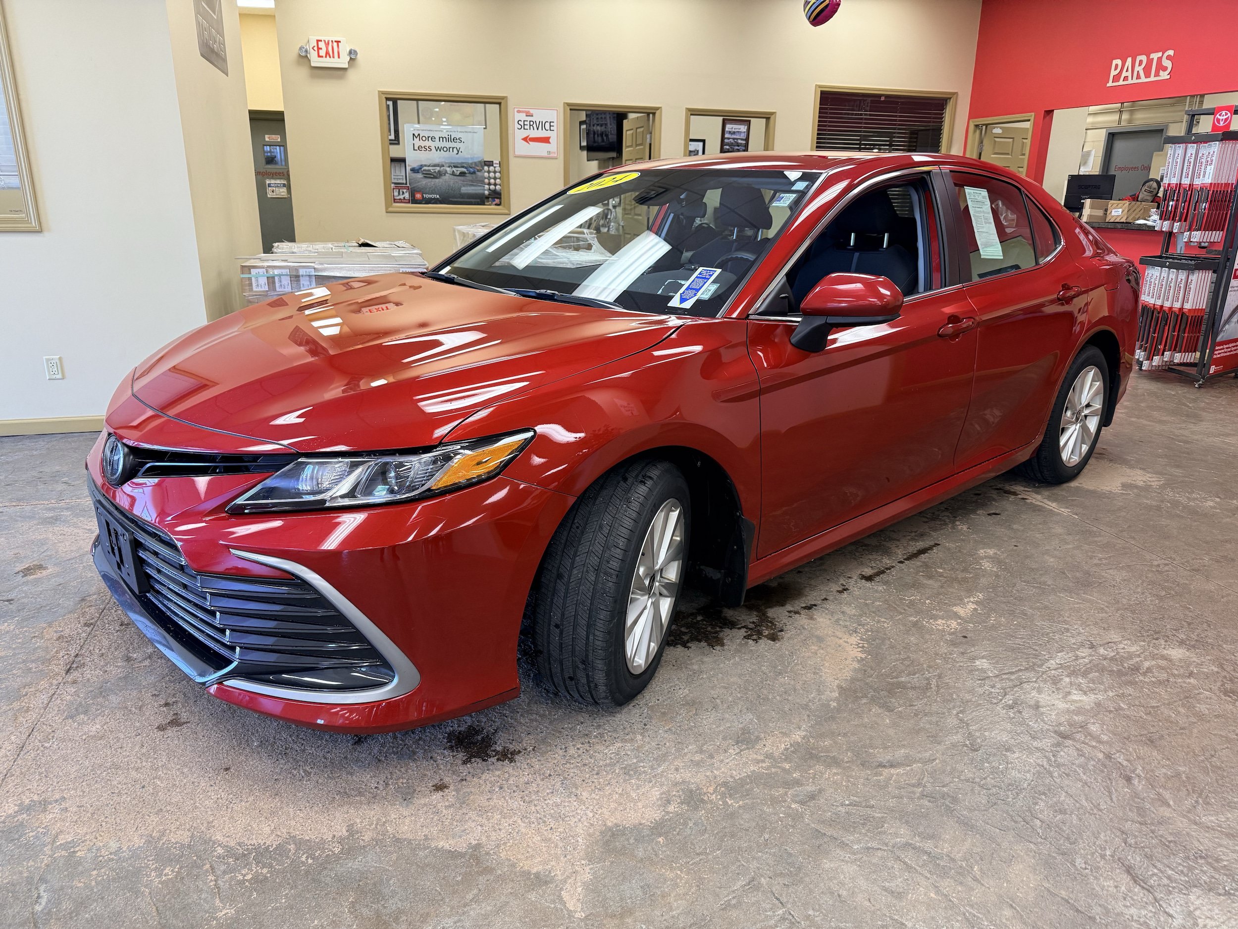 Used 2024 Toyota Camry LE AWD/4WD image 3