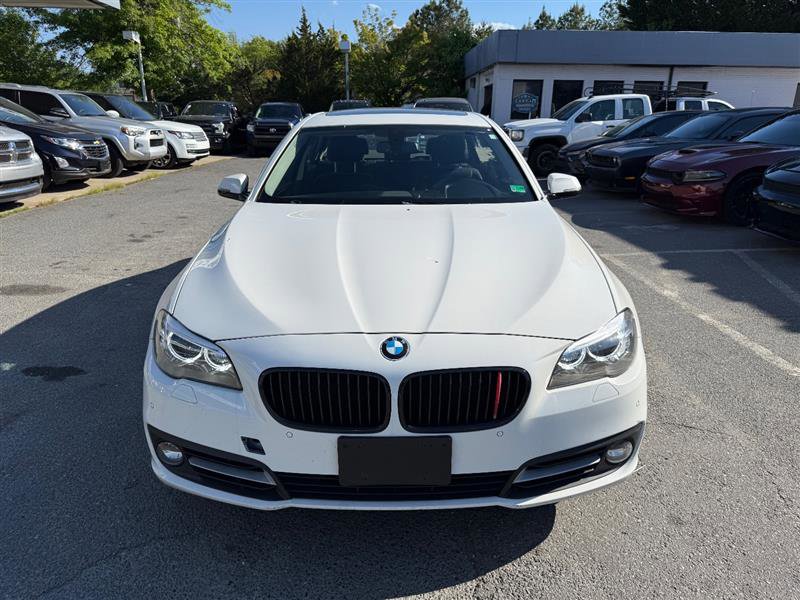 Used 2016 BMW 528i xDrive Sedan AWD/4WD image 3