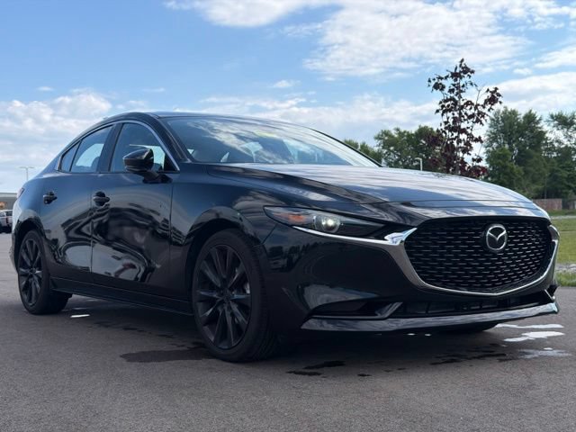Used 2021 MAZDA MAZDA3 s FWD image 1