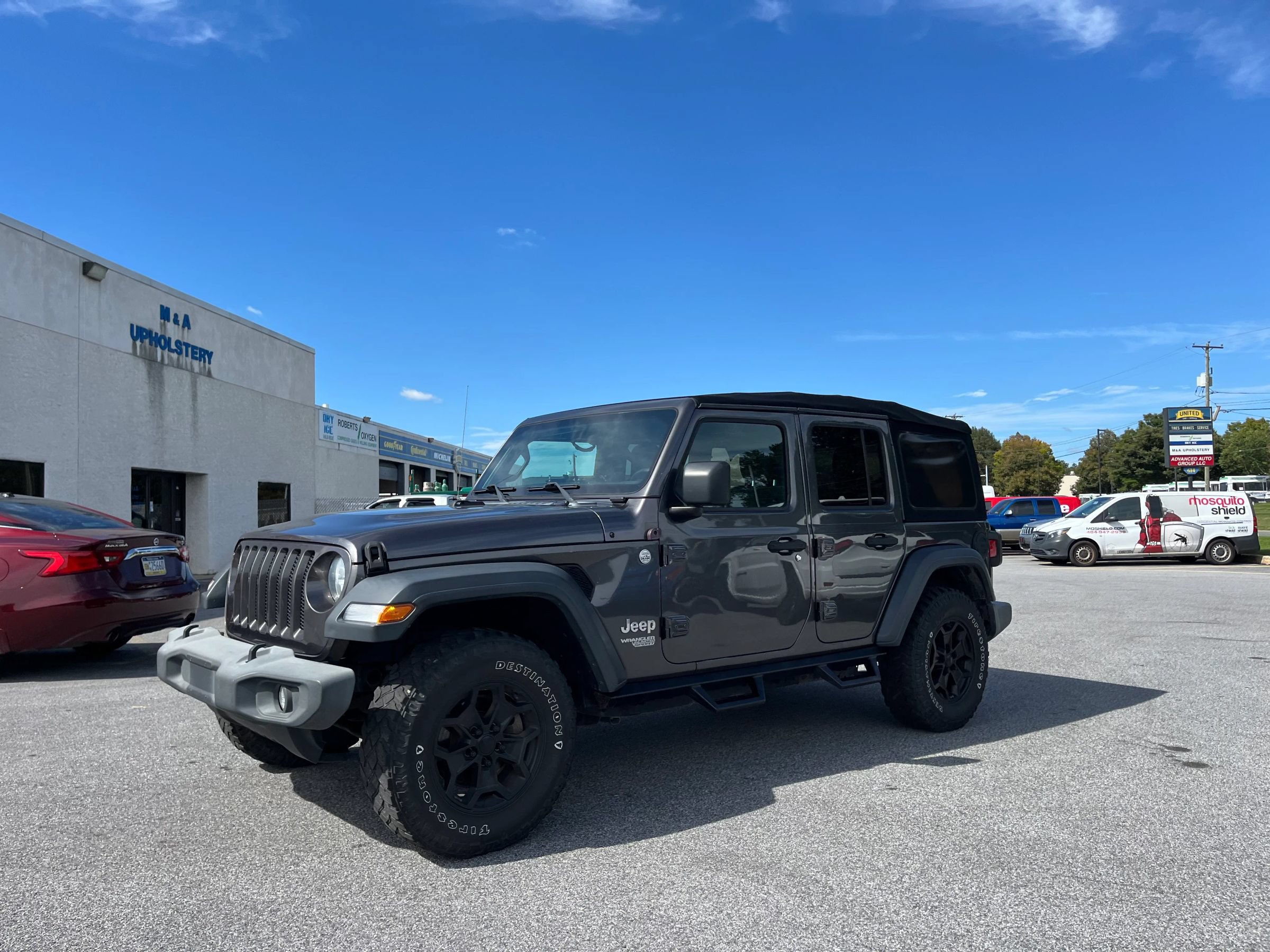 Used 2018 Jeep Wrangler Unlimited Sport S