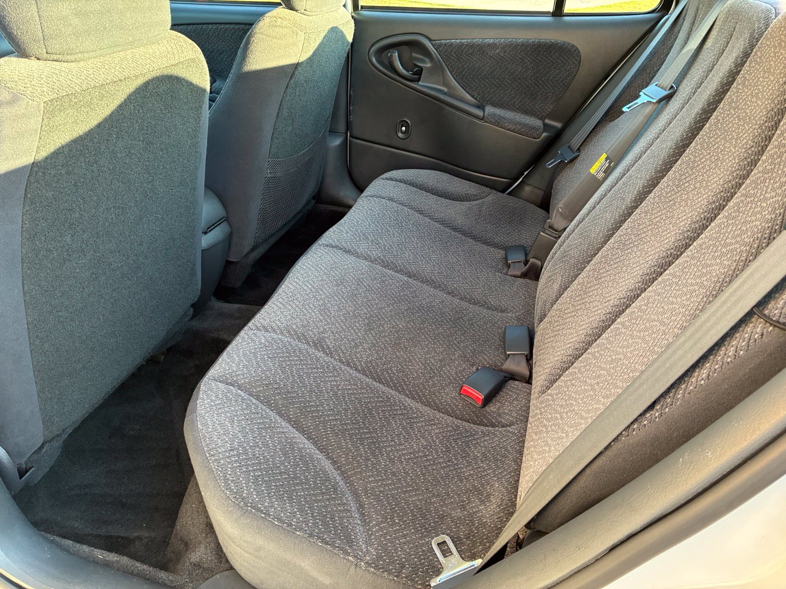 Used 2003 Chevrolet Cavalier LS FWD image 16
