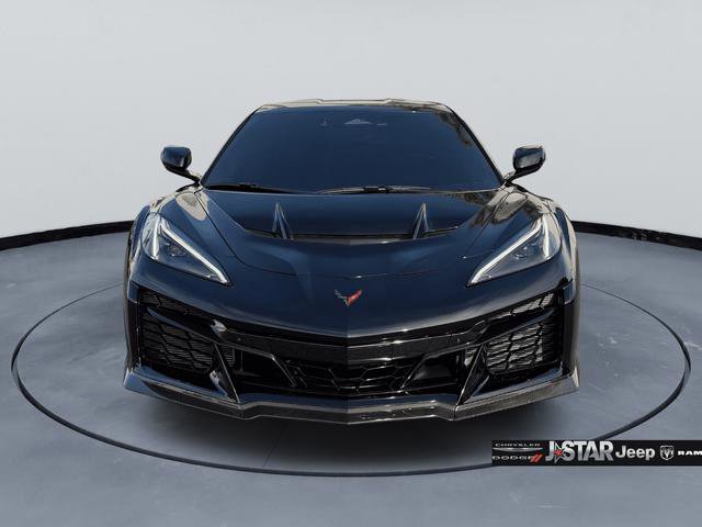 Used 2026 Chevrolet Corvette ZR1 w/ Stealth Interior Trim Package RWD image 2