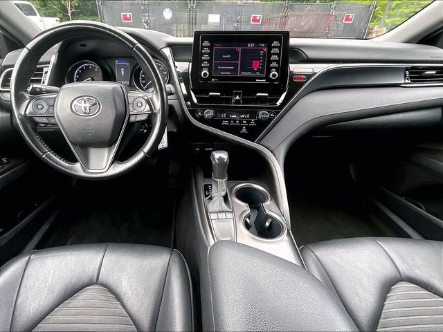 Used 2023 Toyota Camry SE FWD image 16