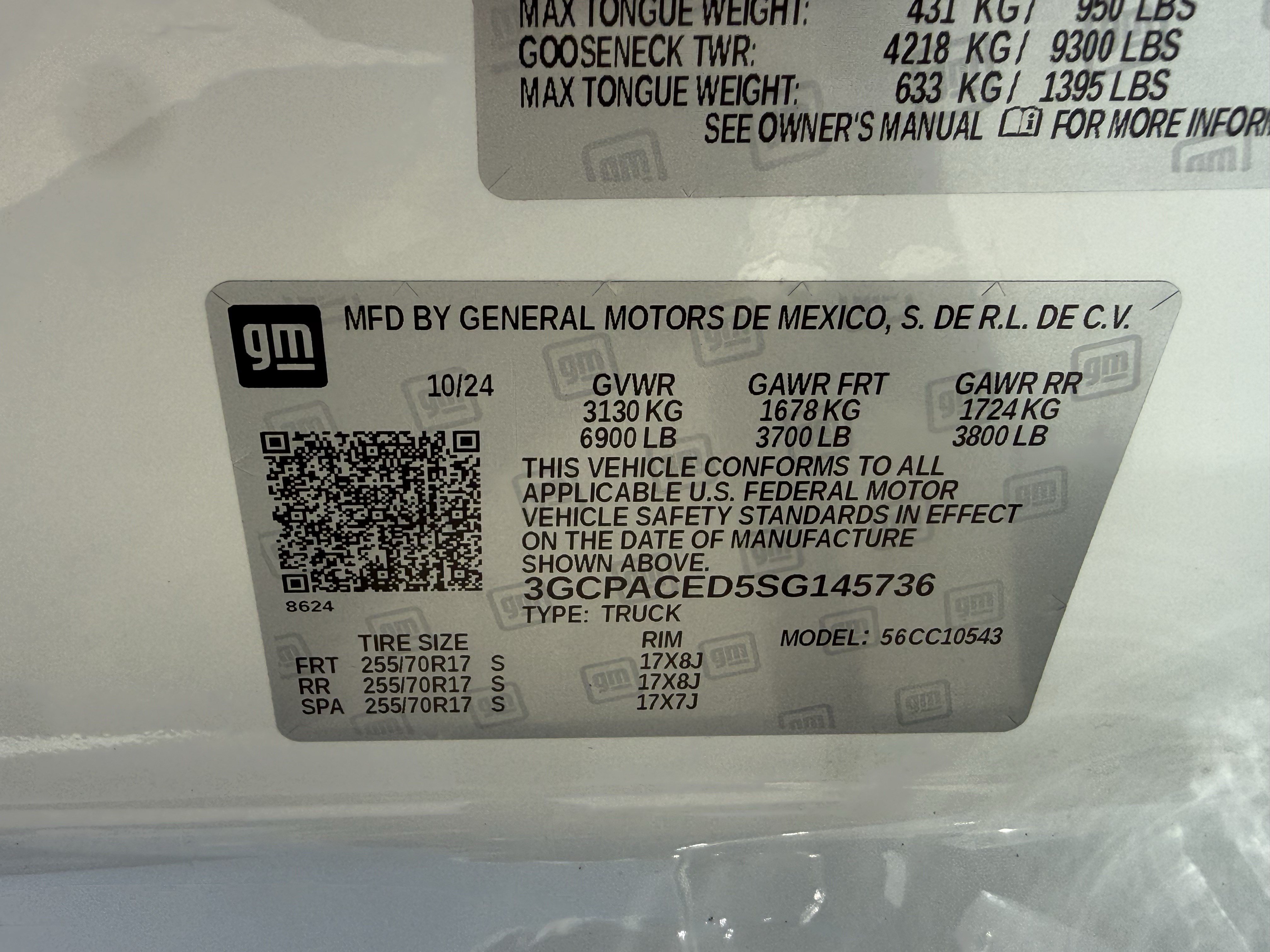 Used 2025 Chevrolet Silverado 1500 LT RWD image 32