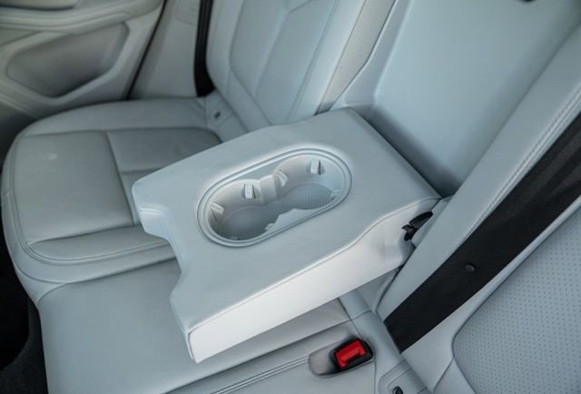 Used 2024 Porsche Macan T w/ Premium Plus Package image 46