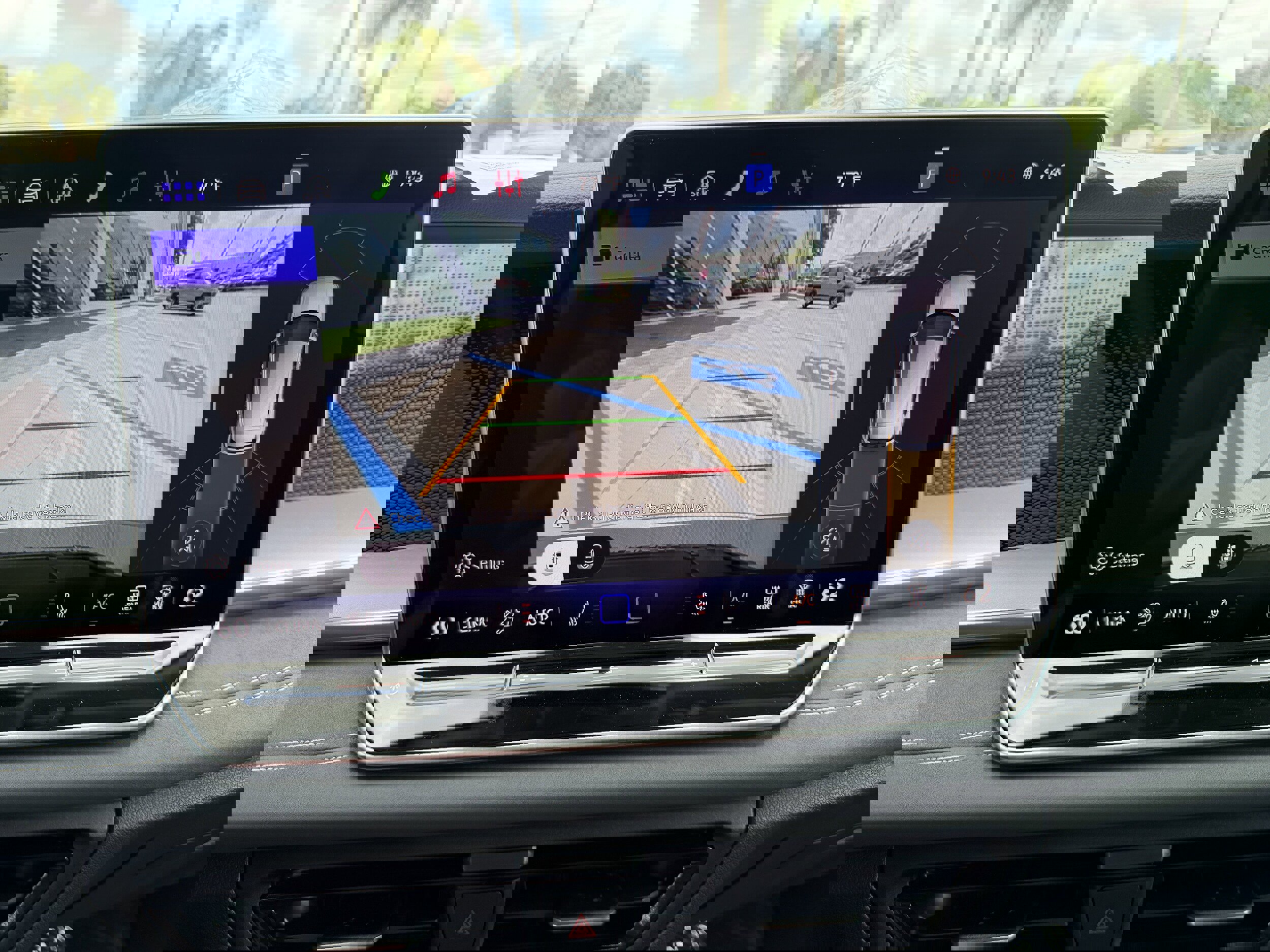 New 2026 Volkswagen Tiguan SE image 19