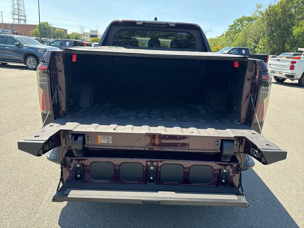 Used 2025 GMC Sierra EV Denali AWD/4WD image 62