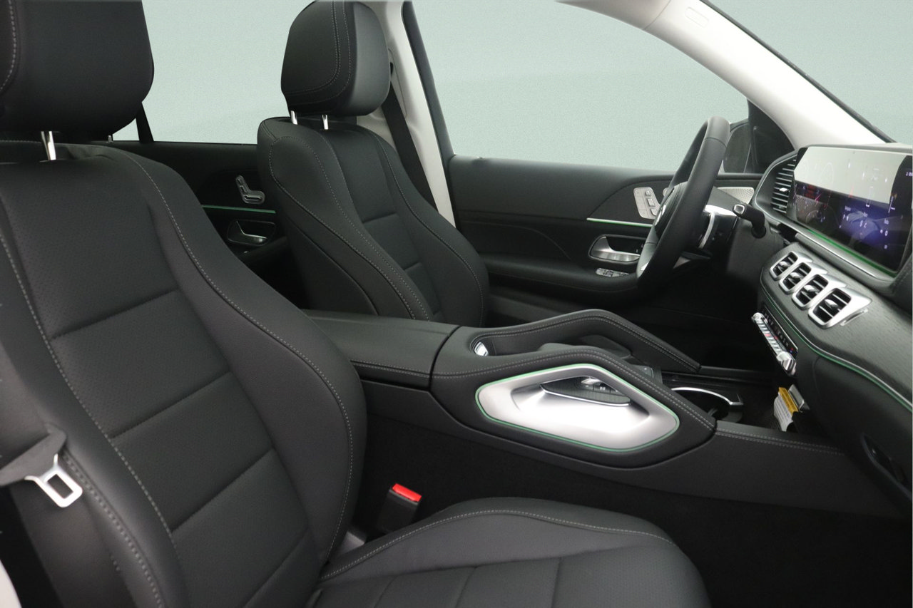 New 2026 Mercedes-Benz GLS 450 4MATIC image 11