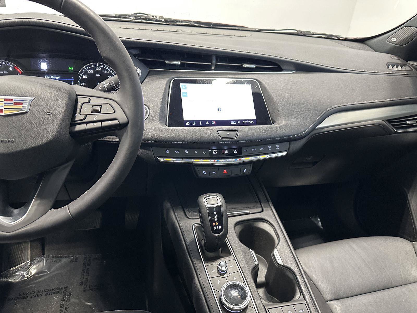Used 2019 Cadillac XT4 Premium Luxury w/ Cold Weather Package AWD/4WD image 23