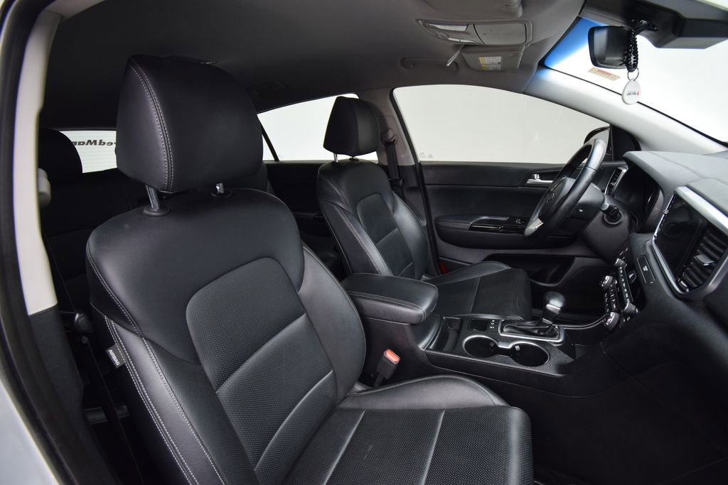 Used 2021 Kia Sportage EX image 19