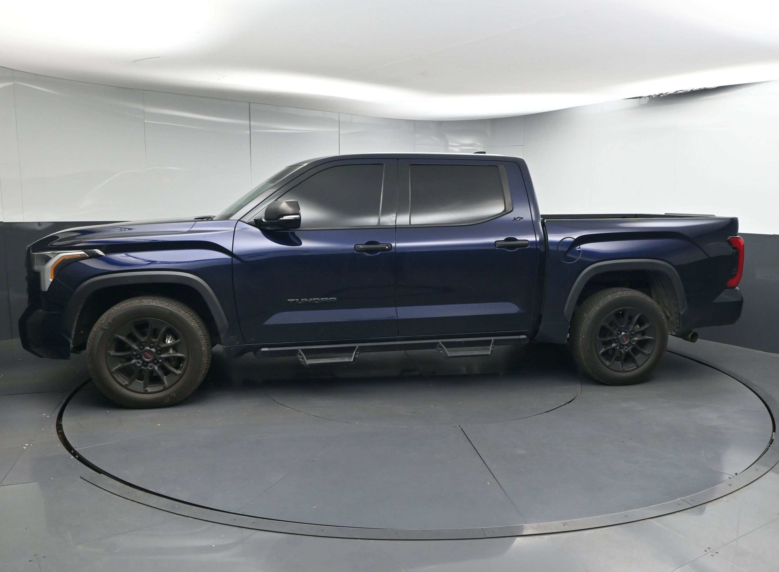 Used 2022 Toyota Tundra SR5 image 5