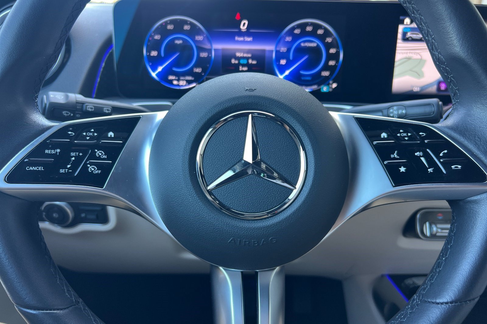 Used 2024 Mercedes-Benz EQB 250+ image 10