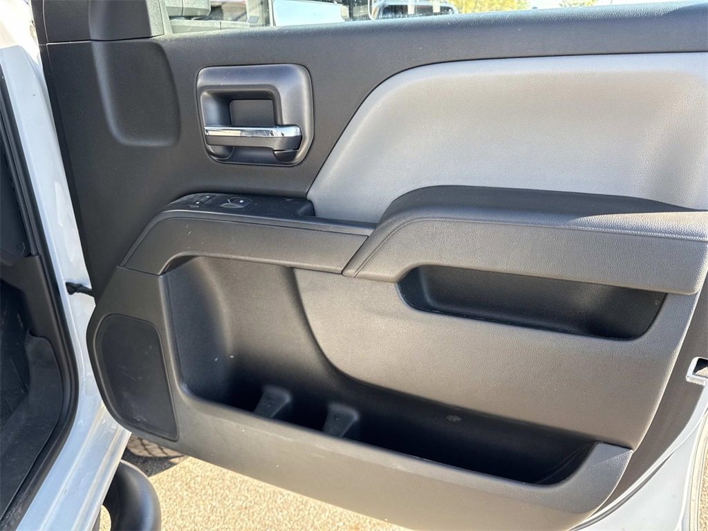 Used 2019 Chevrolet Silverado 2500 W/T w/ WT Convenience Package image 9