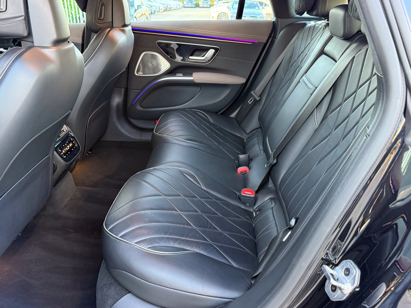Used 2023 Mercedes-Benz EQS 580 4MATIC Sedan image 41
