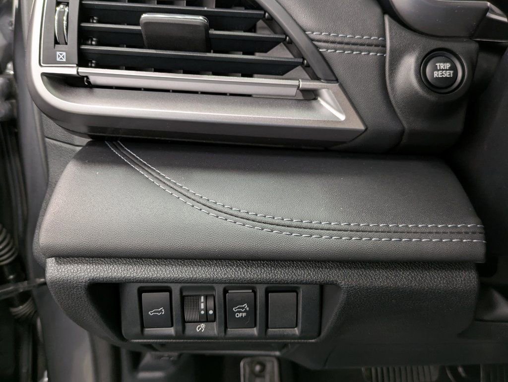 Used 2020 Subaru Outback Limited XT image 20