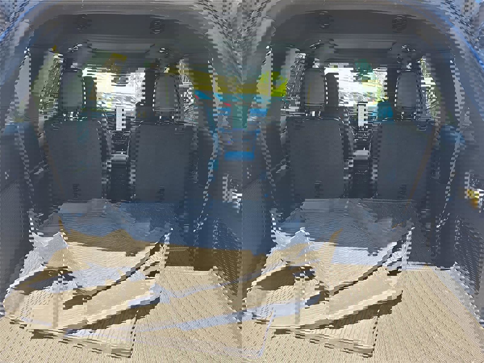 Used 2024 Ford Explorer ST w/ Equipment Group 401A image 10