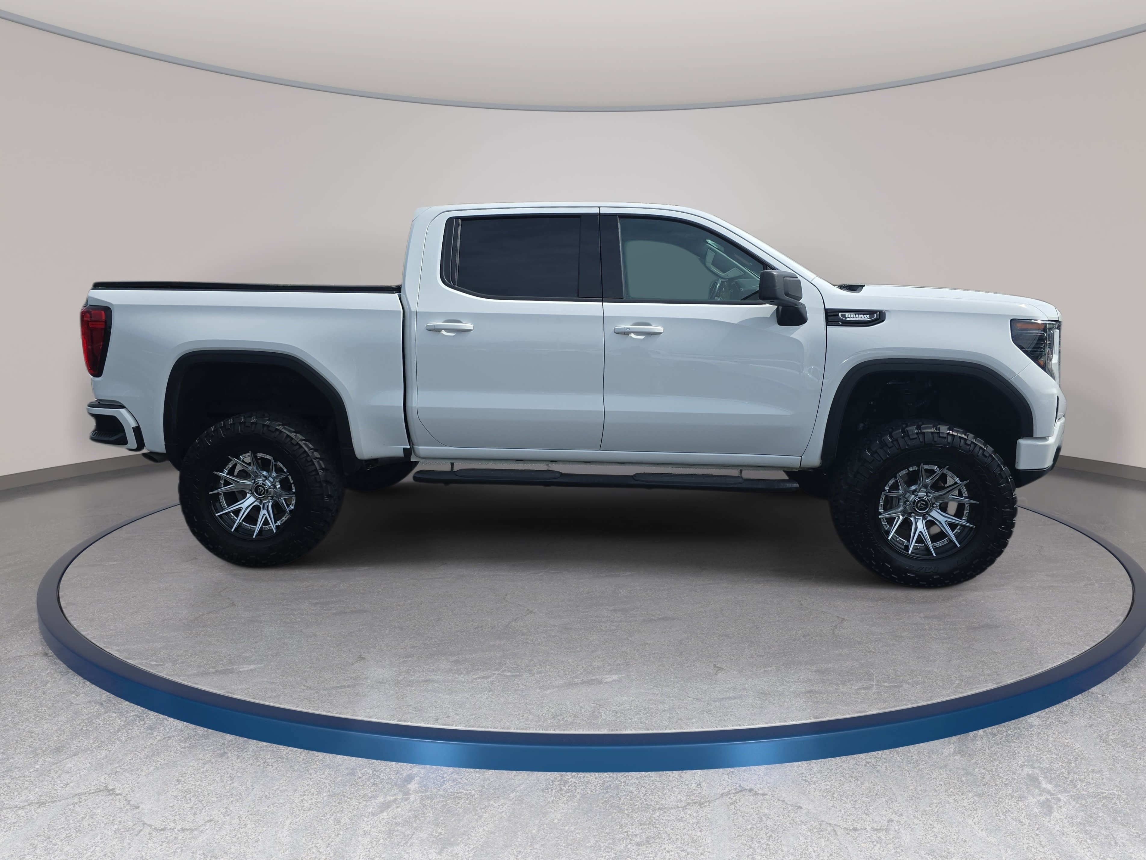 Used 2022 GMC Sierra 1500 Elevation AWD/4WD image 4